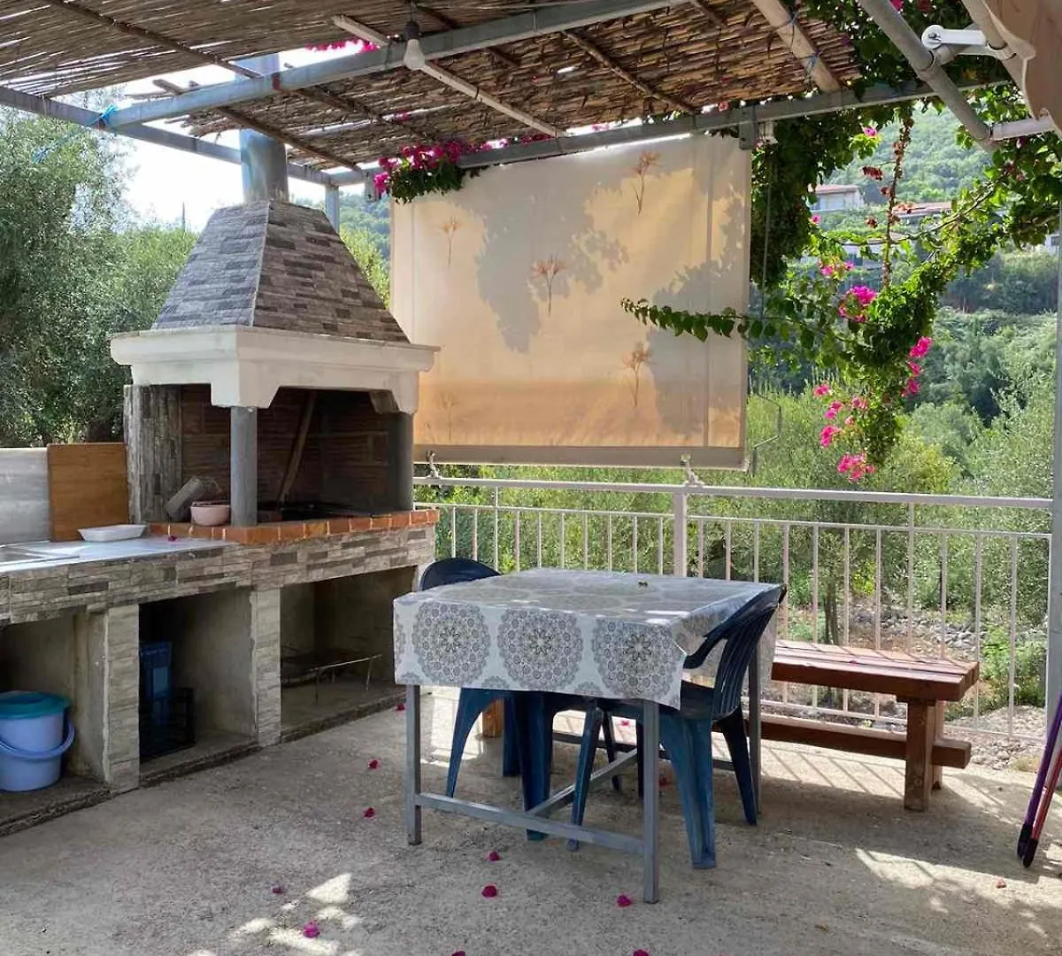 Garden Rooms هيماري