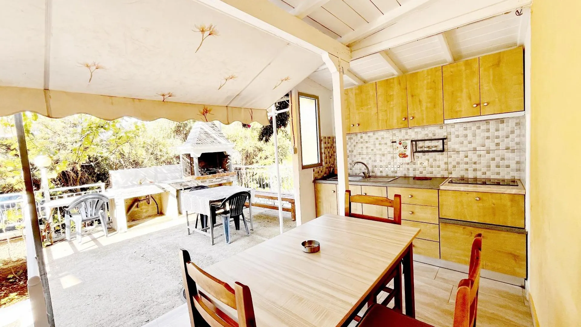 Garden Rooms ヒマラ